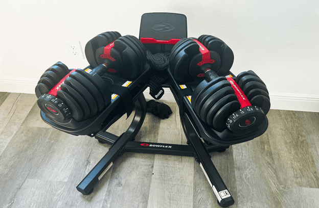 Adjustable dumbbells