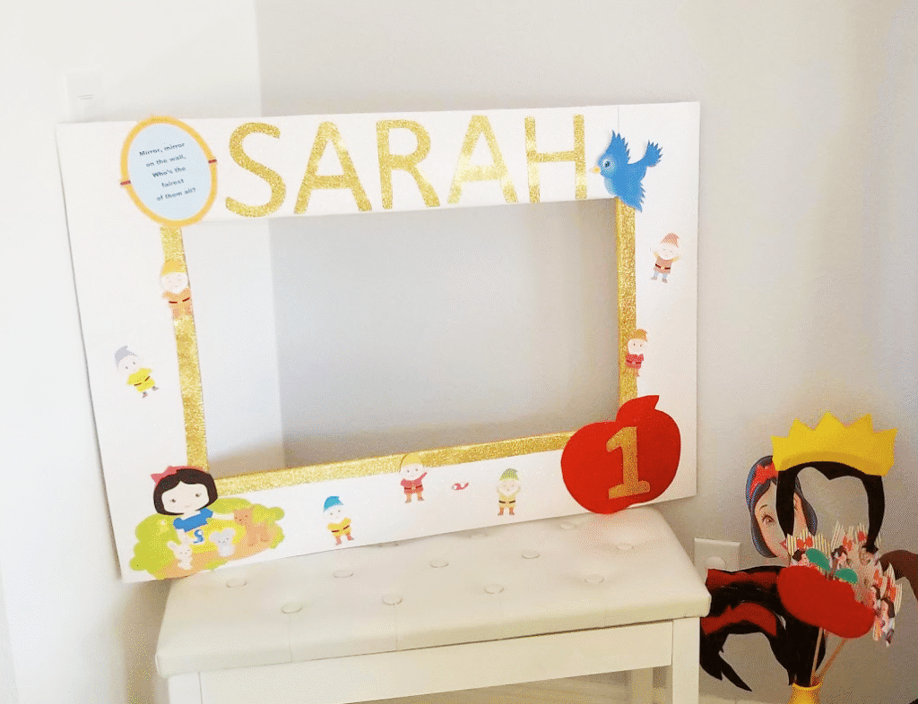 Snow White photo prop