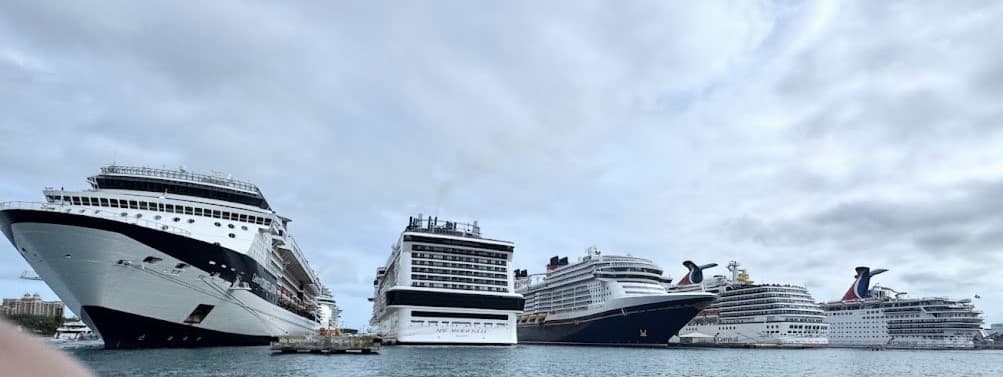 Five cruises on Bahamas port