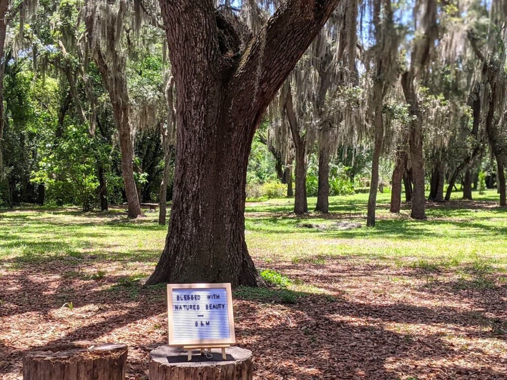 A sign on a blanket at Mead Botanical Garden